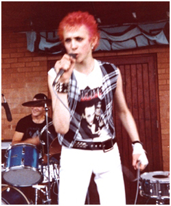 The Bullies - L-R: Paul, Ralph - Live at Basildon Rock Festival - 17.08.80 (Photograph c/o Daryl Bamonte)