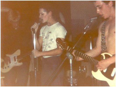 The Objects - Gary Smith, Rick Desbrouh and John Jenkins - Live at Barstable Youth Club - Summer 1979