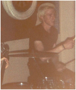 The Objects - Martin Carey on Drums - Live at Barstable Youth Club - Summer 1979