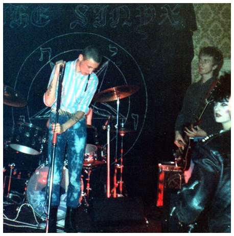 Southend Punk Rock History - Punks - The Sinyx - Live at The Grand ...
